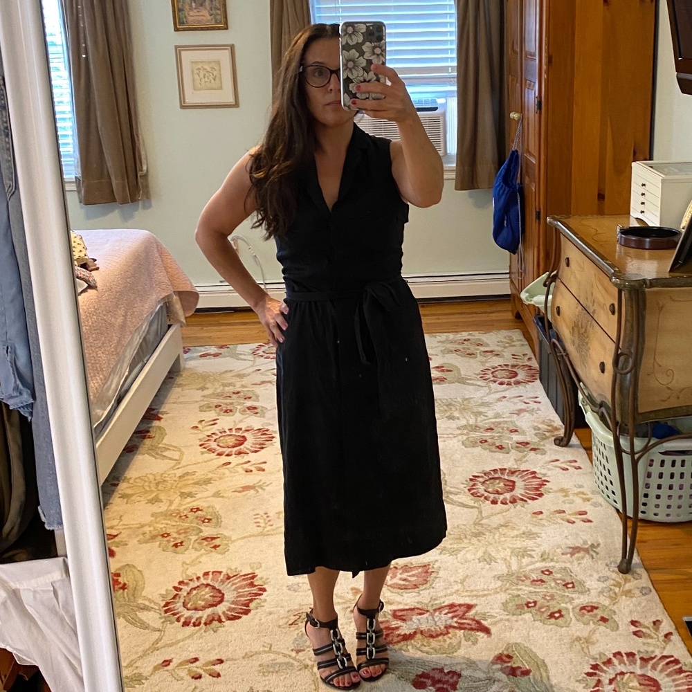 4/$12 or 3/$9 Black Banana Republic Summer Dress